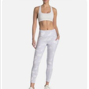 Yogalicious Light Gray Camo Leggings - Medium